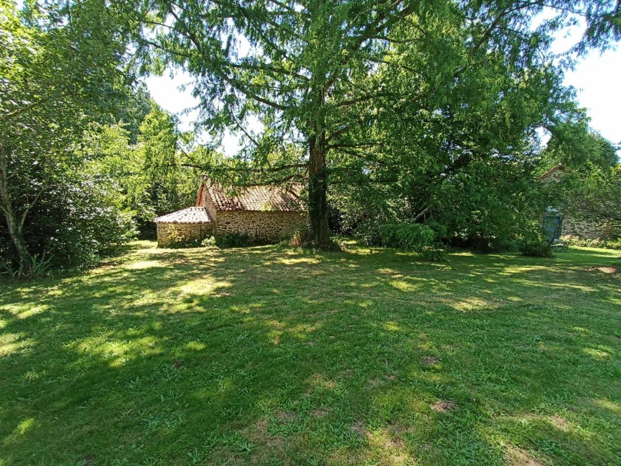 Le Bonheur Du Perigord - Chambre D'Hote Bed & Breakfast Mialet  Exterior foto